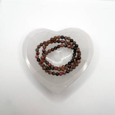 Cuenco de corazón de selenita