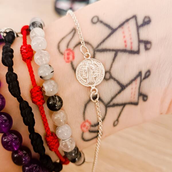 Pulsera plata medalla San Benito